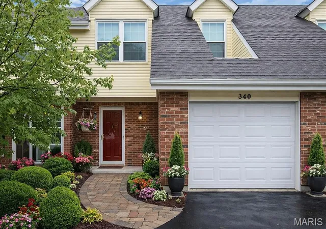 340-devonshire-ct-d-saint-peters-mo-63376/hzid_b0091e26