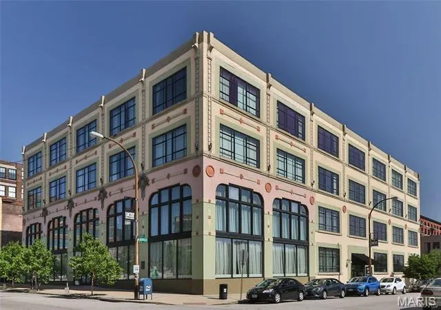 2201-locust-st-413-saint-louis-mo-63103/hzid_25636c5b