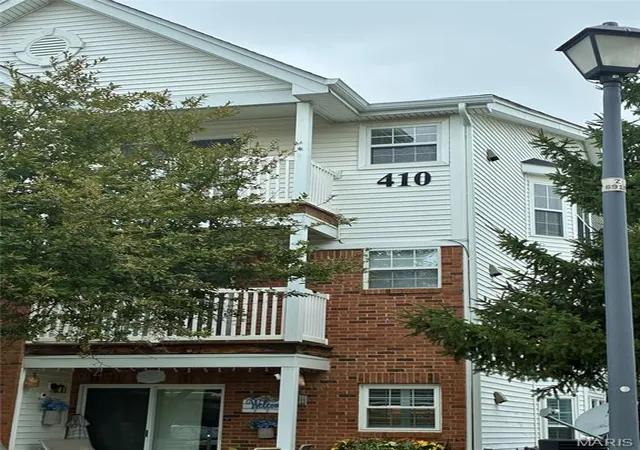 410-benton-dr-l-st-peters-mo-63376/hzid_83b569dd