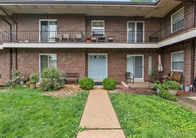 6923-colonial-woods-dr-16-saint-louis-mo-63129/hzid_a5457baf