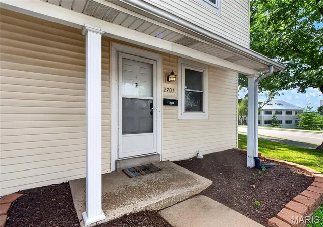 2701-falcons-way-132-st-charles-mo-63303/hzid_d938a2d6