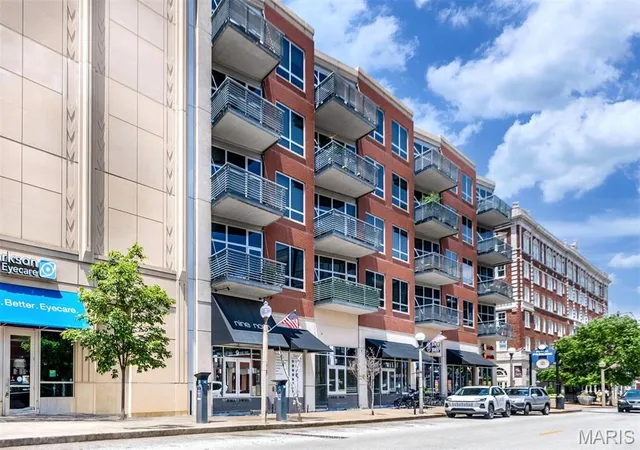 9-n-euclid-ave-608-st-louis-mo-63108/hzid_c94f8af9