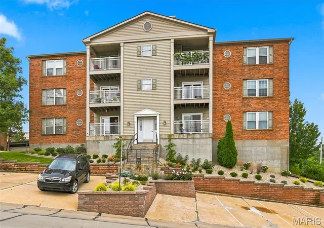 122-samarra-estates-dr-i-fenton-mo-63026/hzid_dcd42ef7