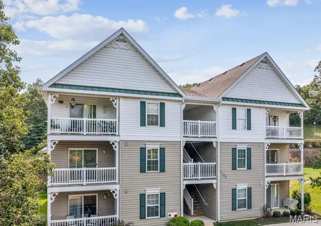 1125-arbor-creek-dr-2a-kirkwood-mo-63122/hzid_93652f22