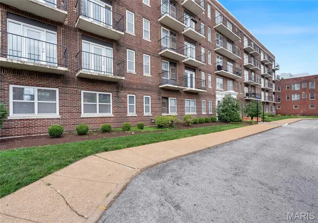 5630-pershing-ave-30-saint-louis-mo-63112/hzid_77ee3e19