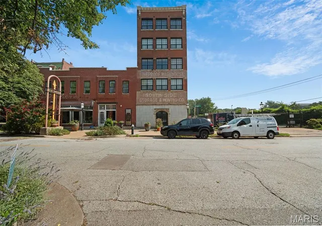 1831-sidney-st-h-saint-louis-mo-63104/hzid_76d34f6a