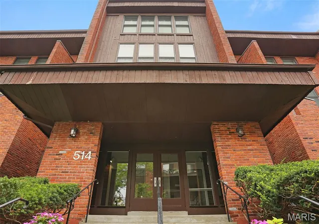 514-coeur-de-royale-dr-101-st-louis-mo-63141/hzid_45bacbf4