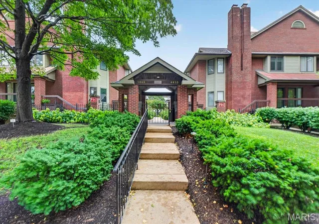 4465-w-pine-blvd-19-st-louis-mo-63108/hzid_b9690f85