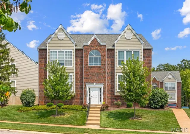 1323-holgate-holgate-dr-b-ballwin-mo-63021/hzid_9bd097ce