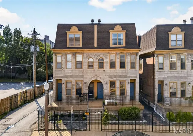 329-n-boyle-ave-a-st-louis-mo-63108/hzid_43030f04