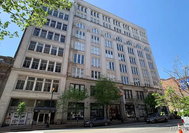 1136-washington-ave-210-st-louis-mo-63101/hzid_f4578671