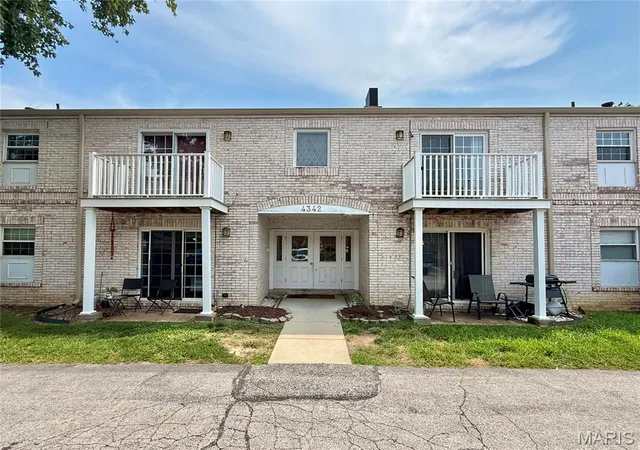 4342-forest-de-ville-dr-g-oakville-mo-63129/hzid_27ad8a7d