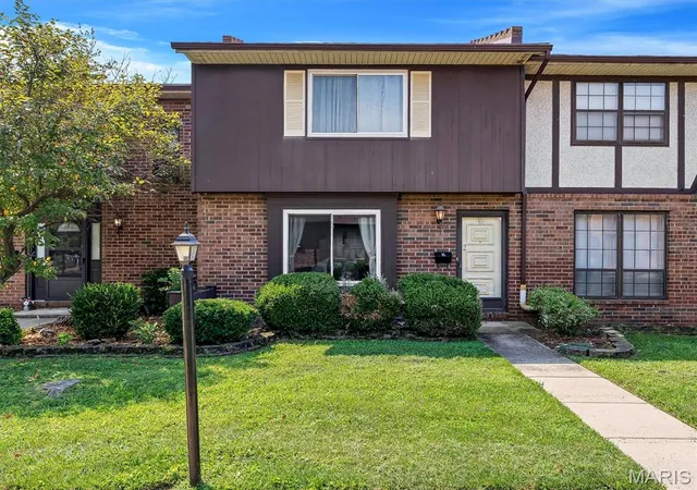 1229-n-17th-st-2-belleville-il-62226/hzid_bc66c587