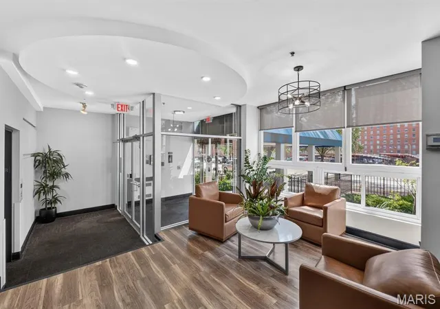 210-n-17th-st-907-st-louis-mo-63103/hzid_8afa2917