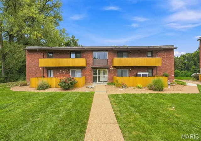 1190-calley-dr-a-st-louis-mo-63125/hzid_2ed6acf4