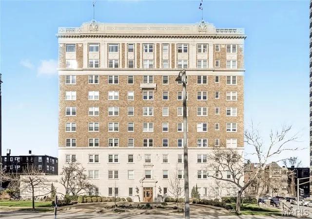 701-s-skinker-blvd-303-st-louis-mo-63105/hzid_80c527d5