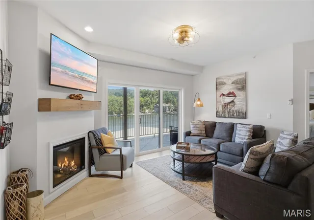 166-oak-harbor-dr-3d-camdenton-mo-65020/hzid_9ac28101