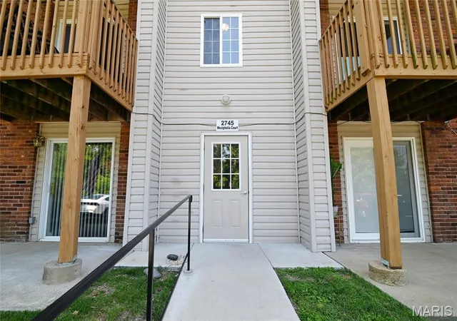 2745-westphalia-ct-f-oakville-mo-63129/hzid_5af6d8f3