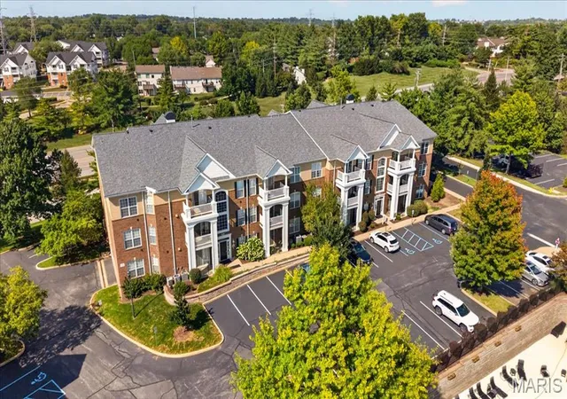 13101-mill-xing-ct-200-saint-louis-mo-63141/hzid_85d45b0d