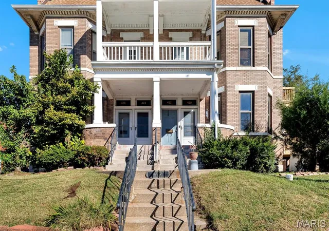 420-lake-ave-1-saint-louis-mo-63108/hzid_38c0ea3c