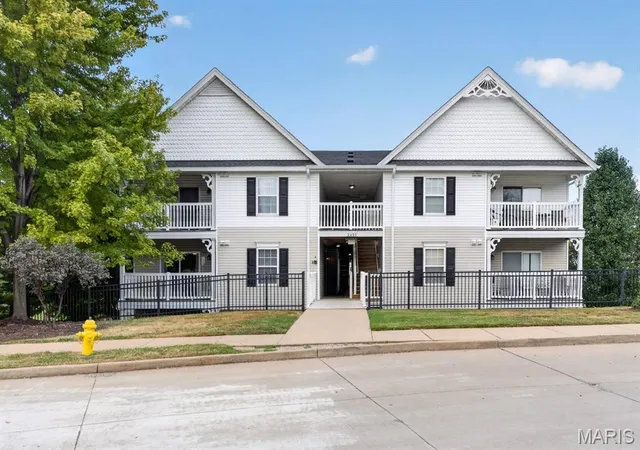 2430-tellicherry-dr-200c-saint-louis-mo-63125/hzid_4fdf61a7