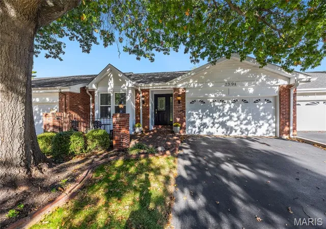 2394-baxton-way-chesterfield-mo-63017/hzid_d90d1277