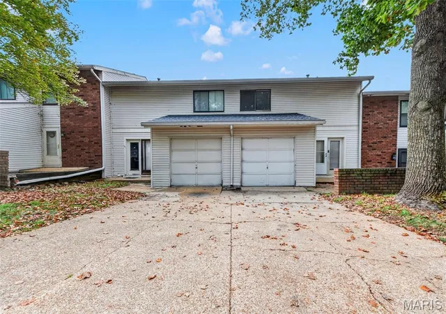 12428-sea-ln-dr-florissant-mo-63033/hzid_a741c9a8