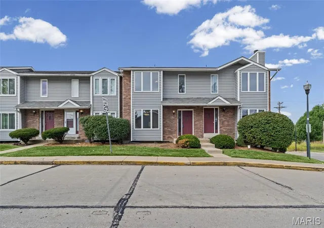 1728-forest-hills-dr-b-saint-charles-mo-63303/hzid_e8cadcb6