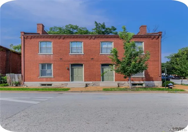 1301-ann-ave-saint-louis-mo-63104/hzid_a2cfb45d