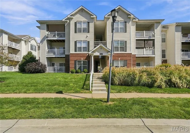 31-kassebaum-ln-107-saint-louis-mo-63129/hzid_d8b713aa
