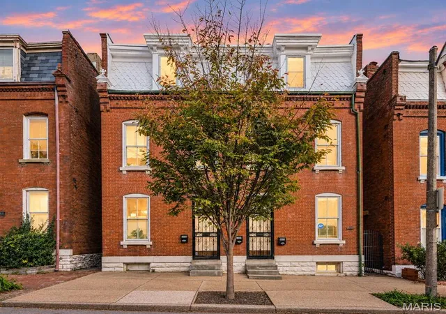 1309-shenandoah-ave-saint-louis-mo-63104/hzid_ff39bd6d