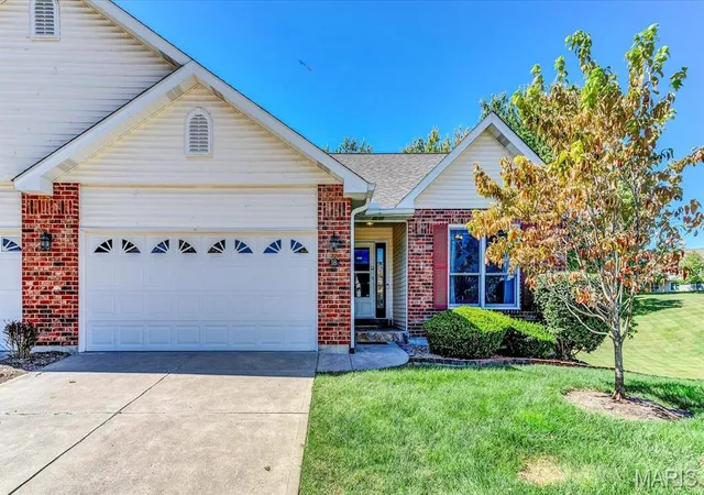 18-country-blf-ct-saint-charles-mo-63301/hzid_cf517ee4