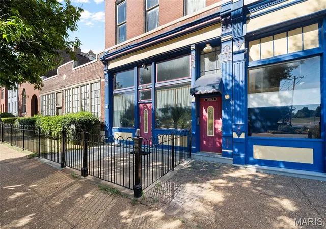 1803-lafayette-ave-b-saint-louis-mo-63104/hzid_5e67c90d