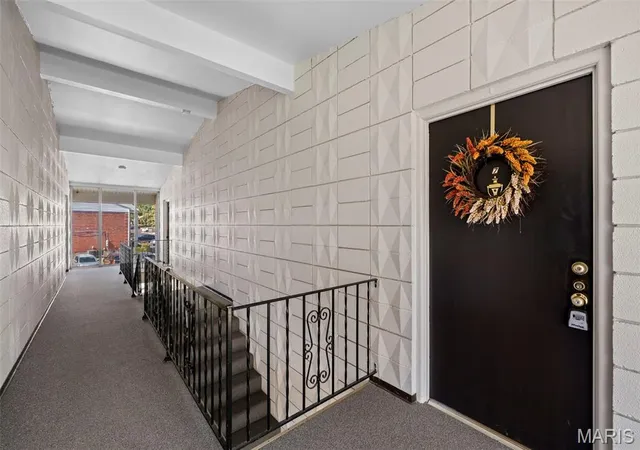 10421-briarbend-dr-7-saint-louis-mo-63146/hzid_24330b51