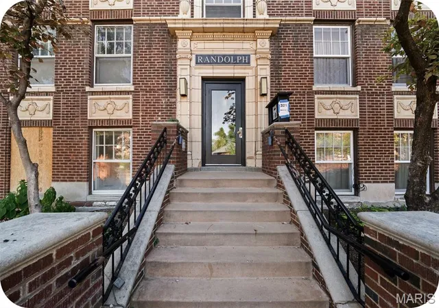 321-belt-ave-401-saint-louis-mo-63112/hzid_92b7bcba