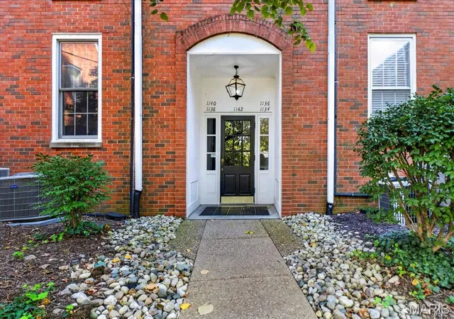 1138-s-mason-rd-saint-louis-mo-63131/hzid_2cae0ba6