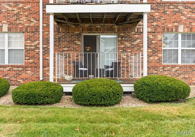 4309-sunridge-dr-e-saint-louis-mo-63125/hzid_1bf5c3ca