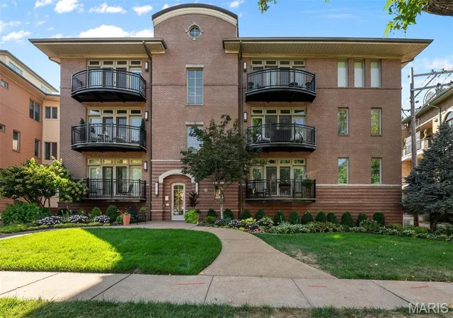 40-brighton-way-2s-saint-louis-mo-63105/hzid_50163b17