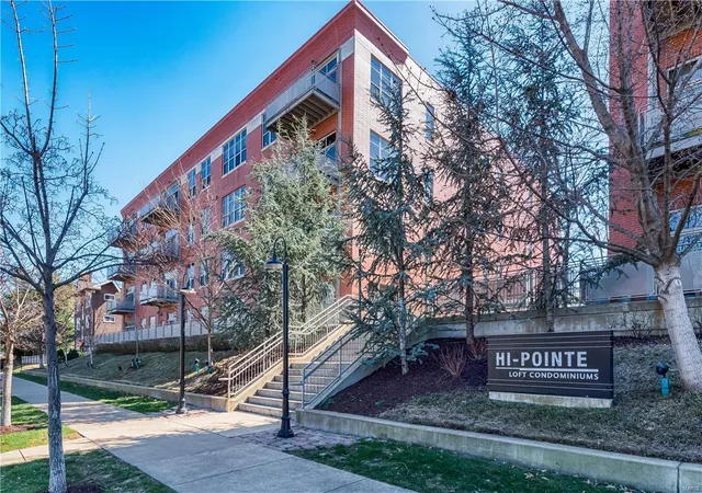 6340-clayton-rd-404-richmond-heights-mo-63117/hzid_fcae36a8