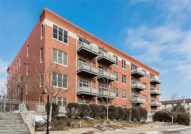 6340-clayton-rd-205-richmond-heights-mo-63117/hzid_fd65d18a