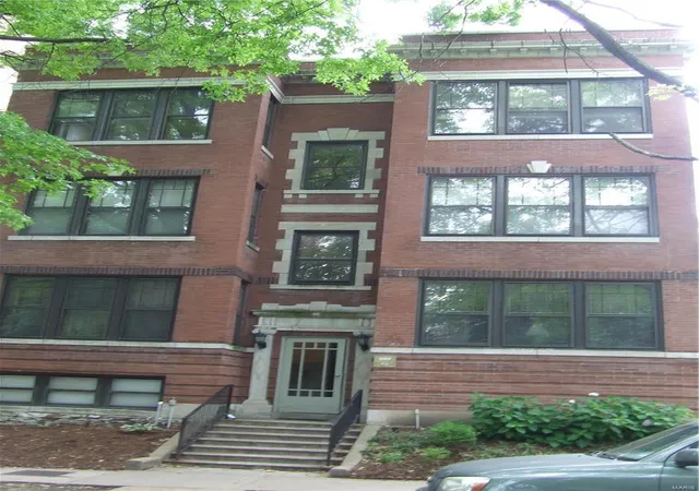 609 Clara Ave