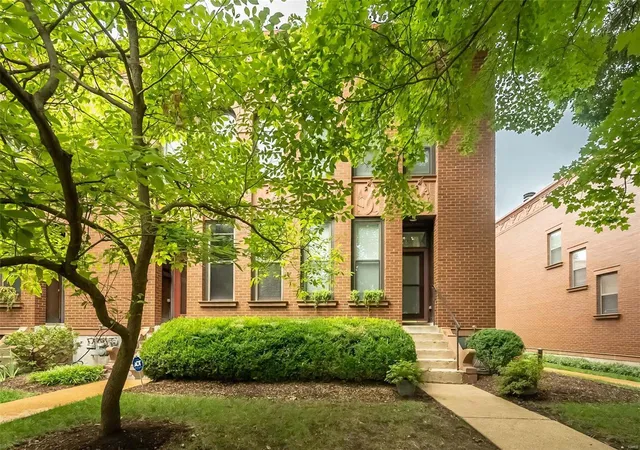4343-laclede-ave-a-st-louis-mo-63108/hzid_412210f4
