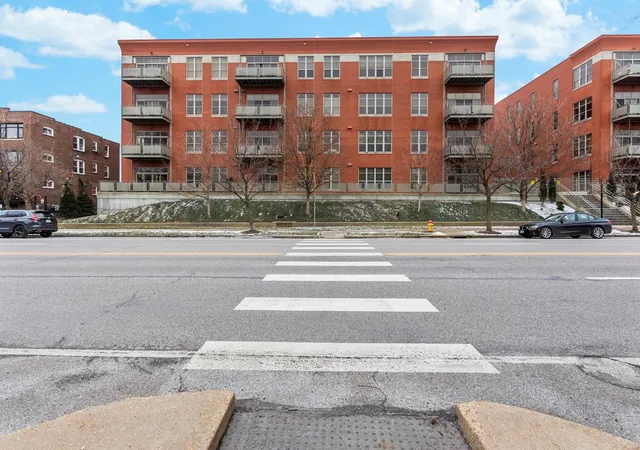 6340-clayton-rd-406-richmond-heights-mo-63117/hzid_0a684b3a