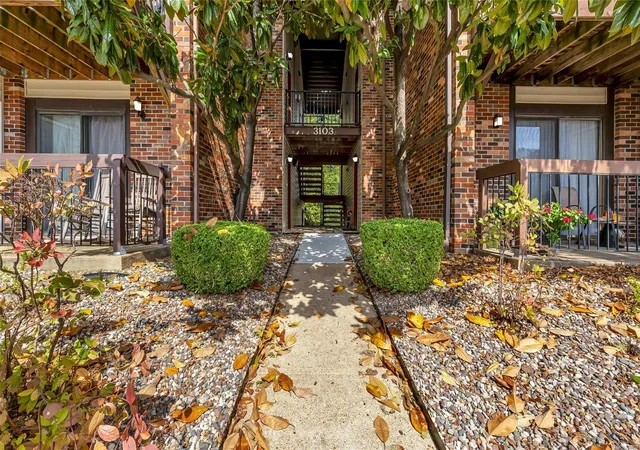 3103-broken-oak-dr-i-saint-louis-mo-63129/hzid_716d4843
