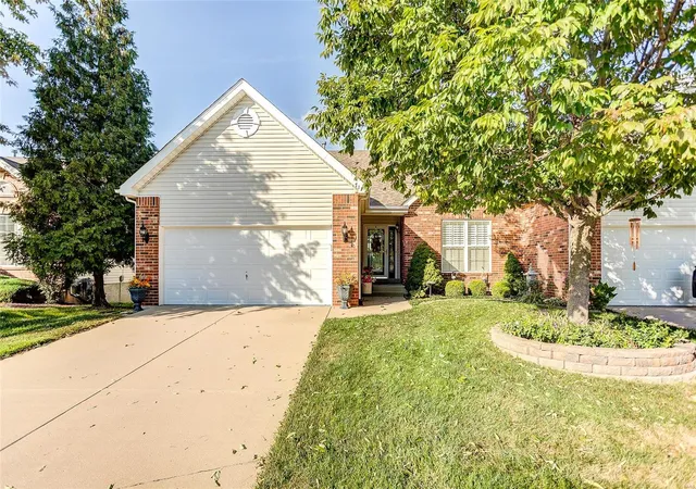 711-ember-crst-dr-fairview-heights-il-62208/hzid_290ba32b