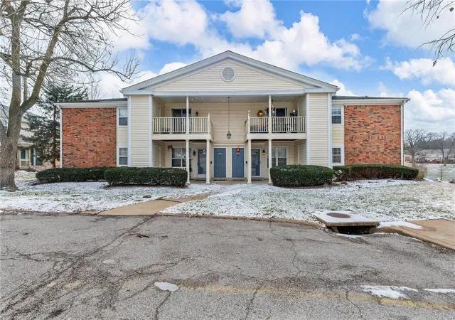 9149-robin-ct-saint-louis-mo-63144/hzid_ee053527