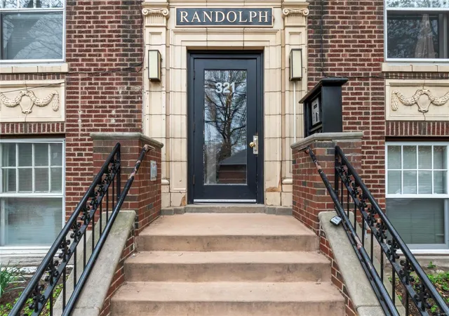 321-belt-ave-202-st-louis-mo-63112/hzid_e2aed5af