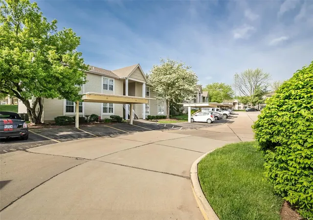 846-sugar-valley-ct-4-st-peters-mo-63376/hzid_9d3746cd