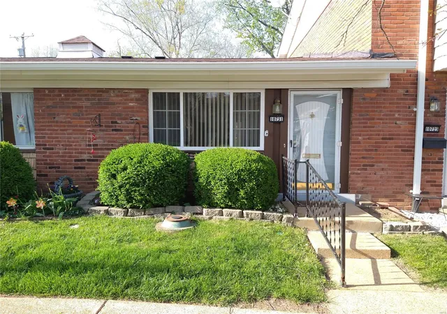 10731-carroll-wood-way-saint-louis-mo-63128/hzid_60c948ab