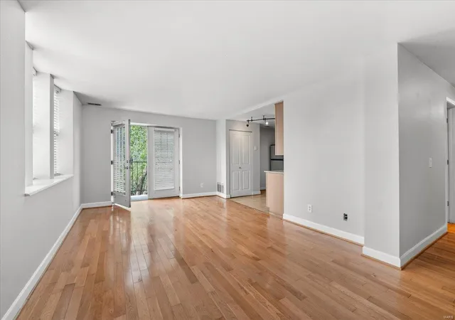 5630-pershing-ave-40-st-louis-mo-63112/hzid_faa62da7